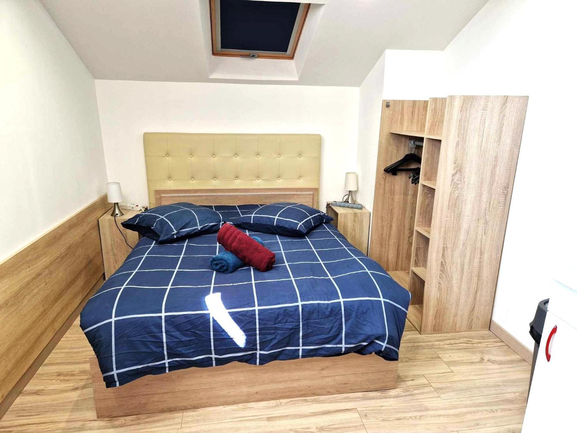08 - Tres Joli Studio Tout Equipe Avec Parking Privatif Gratuit, Grand Fourgon Possible, Tout Le Linge De Maison Est Fourni Razac-sur-l'Isle Bagian luar foto